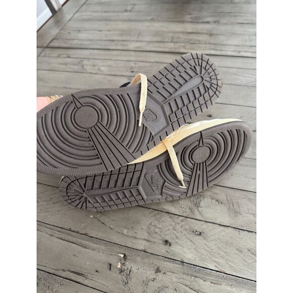 Air Jordan 1 Low x Travis Scott Sail and Ridgerock Reverse Mocha Mens Size 10 - Picture 8 of 8